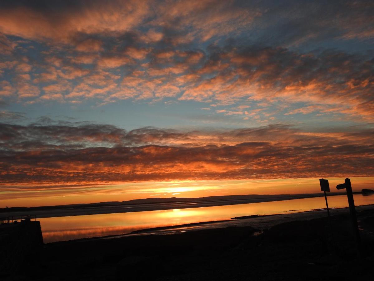 The Bay Horse Hotel And Restaurant Ulverston Esterno foto
